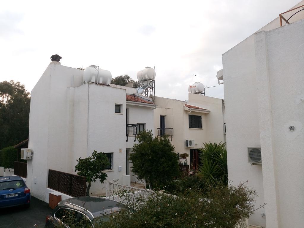 Miltos Beach House ลาร์นาคา ภายนอก รูปภาพ